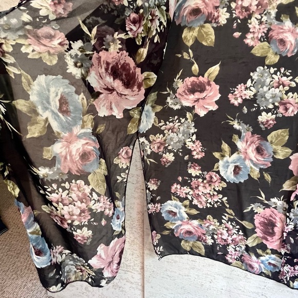 Sheer Floral Kimono Robe Sz M Made in USA Beach Cover-Up - Picture 3 of 15